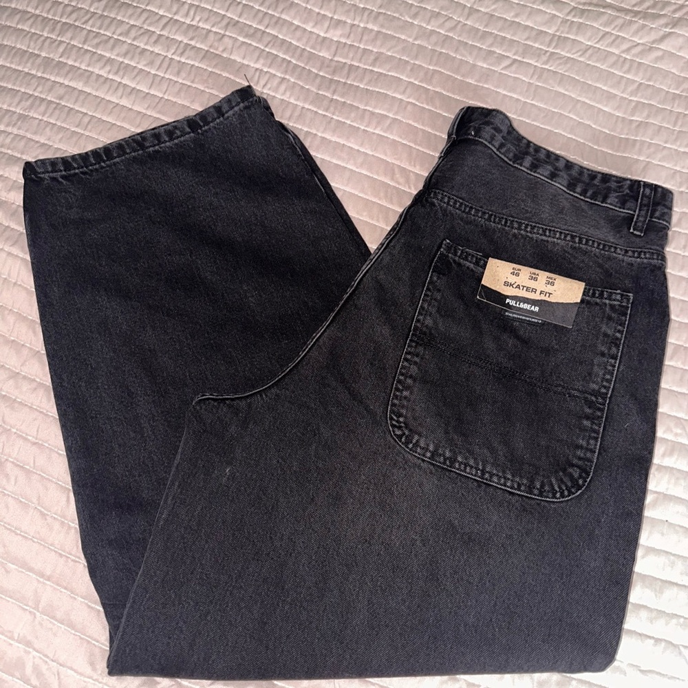 Pull&Bear Black Relaxed Jeans Classic Style